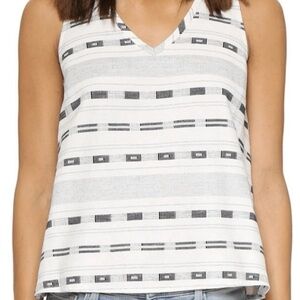 Madewell Women’s Summer Jacquard V neck split back tank top size large